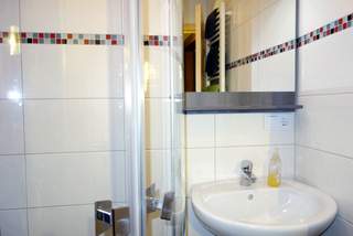 Ferienzimmer Bad Bild 1
